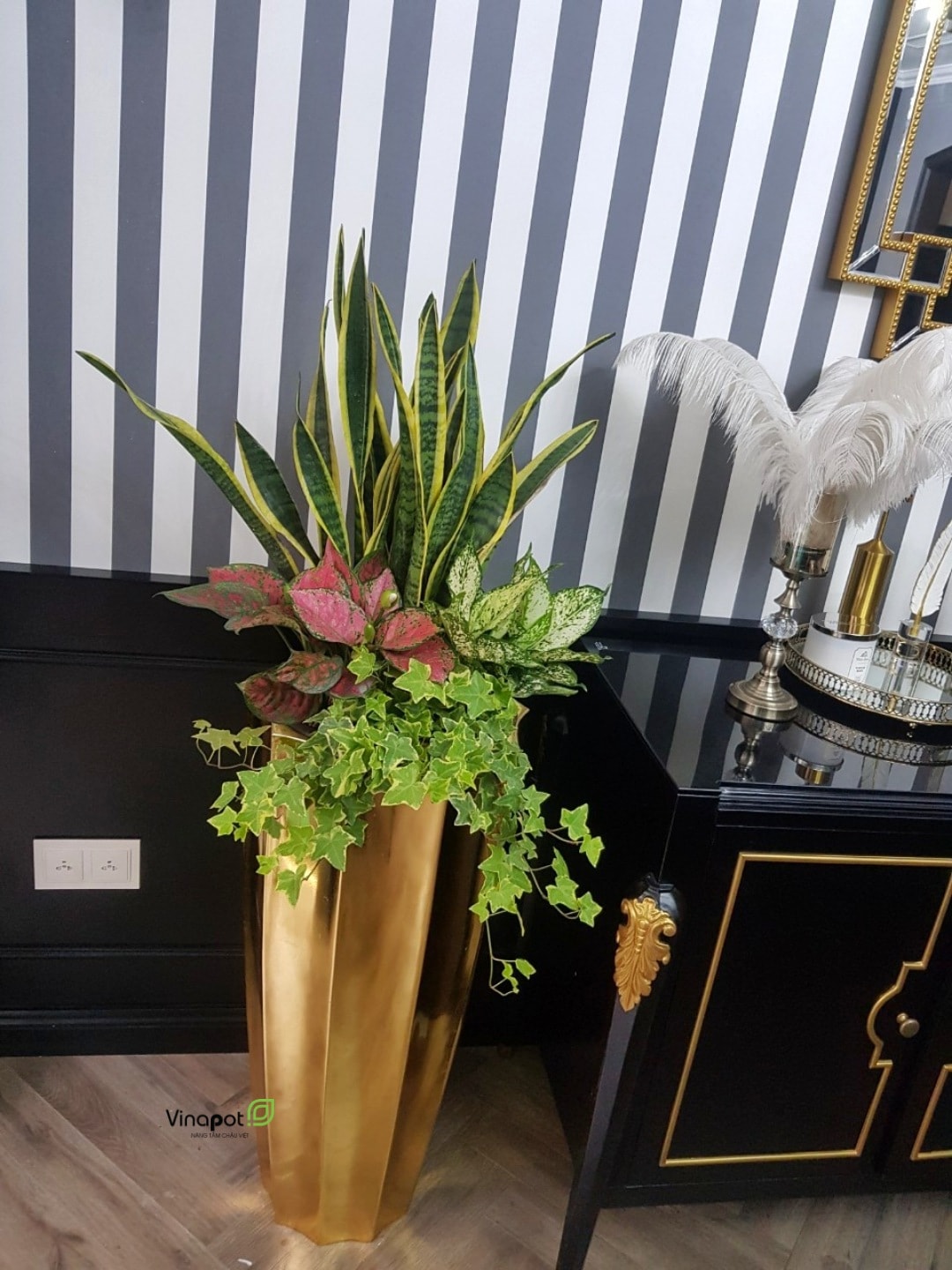 Thiết kế tinh tế với chậu cây nhà Vinapot