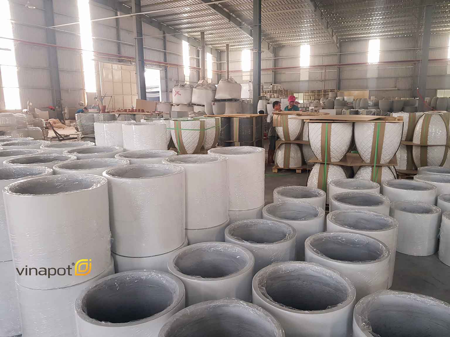 Xưởng sản xuất chậu bê tông cốt sợi thủy tinh của Vinapot